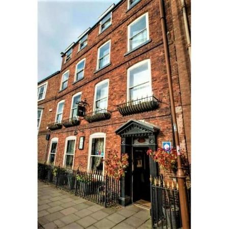ホテル Oyo The Townhouse ダラム エクステリア 写真